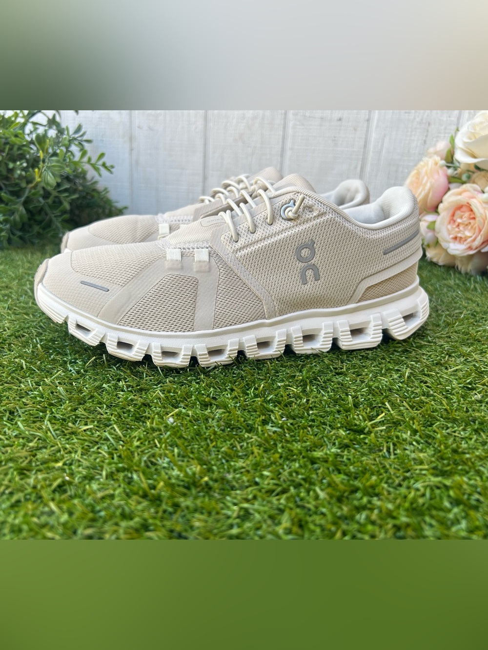 Cloud 6 Shoes - Women
Color: Pearl/White size 7  gently used - Picture 14 of 16